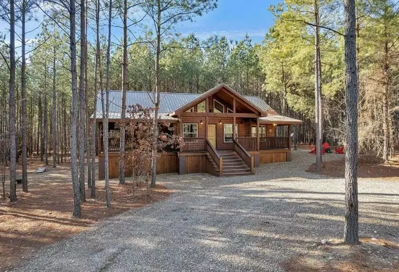 Large Luxury 2br Cabin W Hot Tub Double Trouble Was Designed For Fun Comfort And Memories Minutes Fr