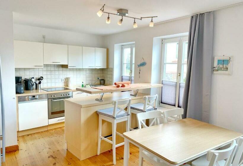 Sassnitz   Seaside Appartements Seaside Appartements   Pink