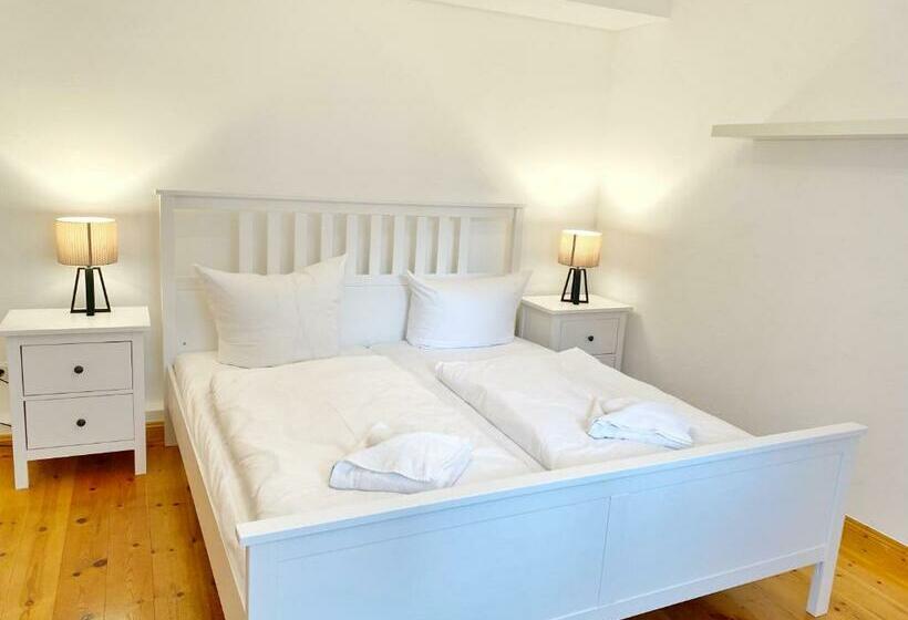 Sassnitz   Seaside Appartements Seaside Appartements   Pink