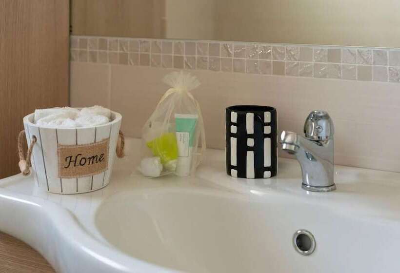 Welcomely   Casa Colo