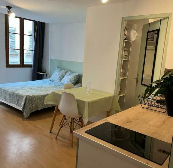 Appartotel 1 Espalion