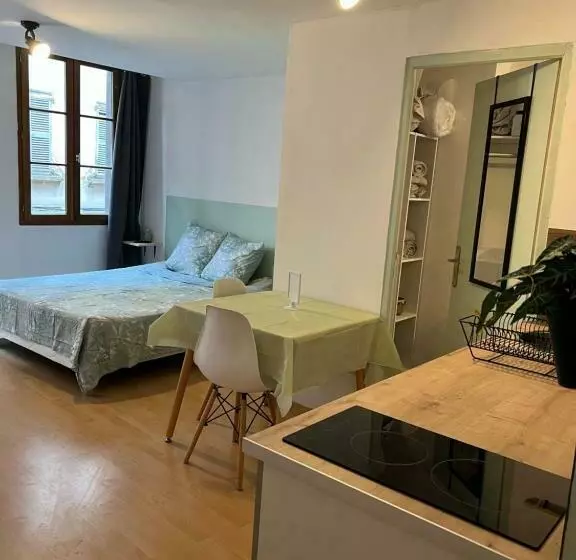 Appartotel 1 Espalion