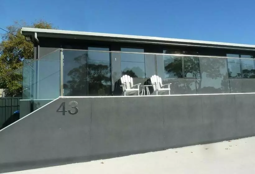 Bellevue On Bentley   Unit 1