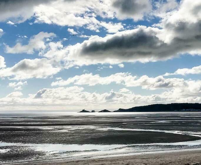 Caswell Holiday Cottage, Gower, Close To Mumbles