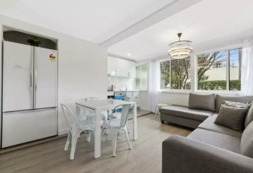 Coastal Cottage   Ettalong Beach