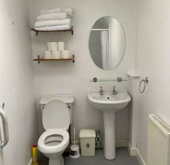 Cosy Cottage In Beautiful Royal Deeside