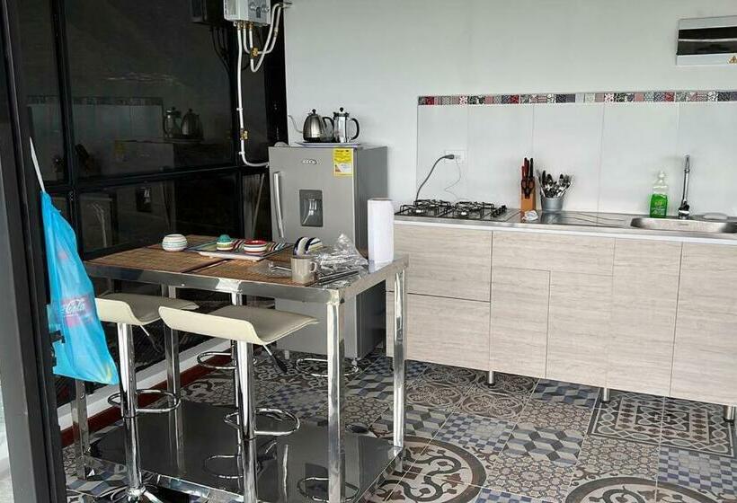 Excelente Terraza Con La Mejor Vista Del Buenavista Y El Quindio!