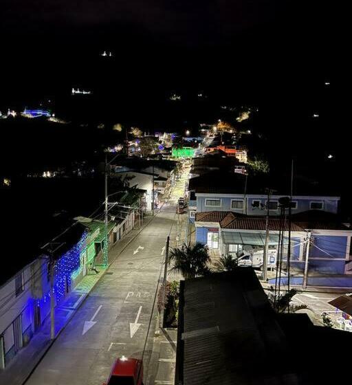 Excelente Terraza Con La Mejor Vista Del Buenavista Y El Quindio!