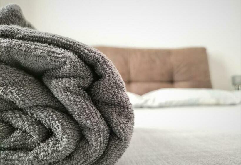 Mo Apartment & Office Corner