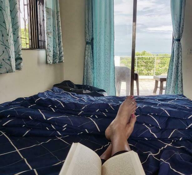 Pet Friendly Sea View Cottage+ Free Parking