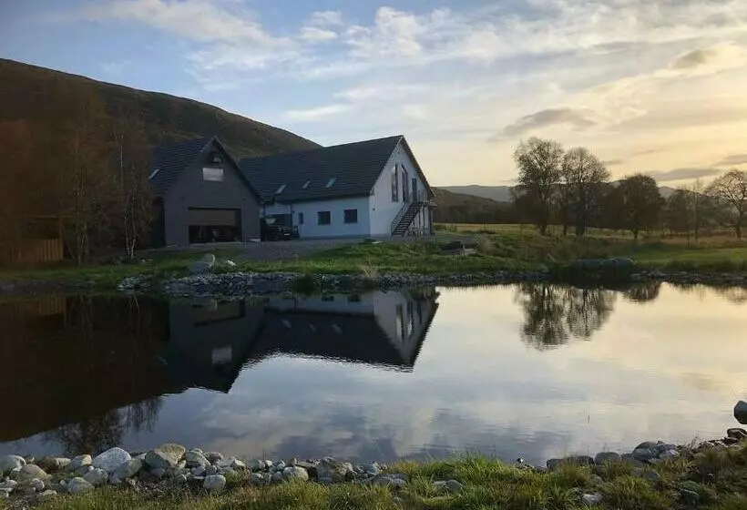 Rest At Last Highland Apartment With Private Hot Tub