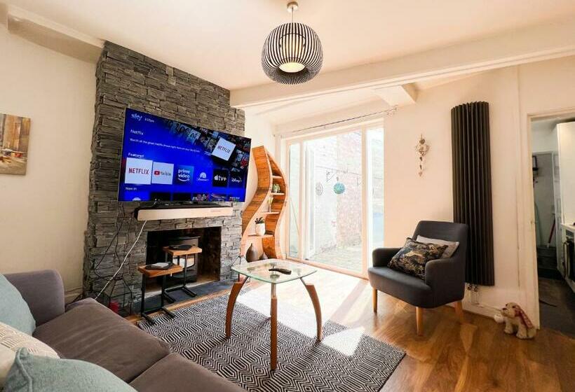 Suitely   Bloomsbury House