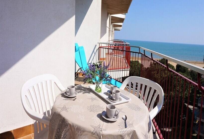 Three Room Apartment In Residence With Sea View By Beahost Rentals