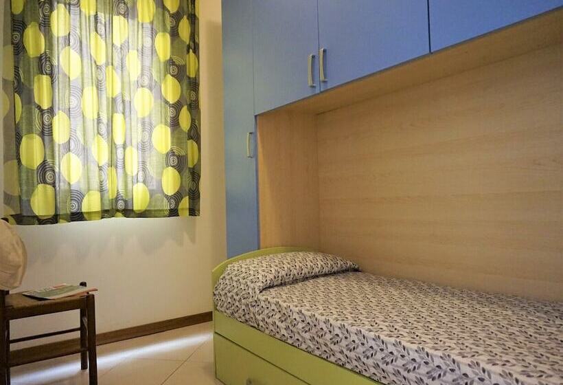 Three Room Apartment In Residence With Sea View By Beahost Rentals