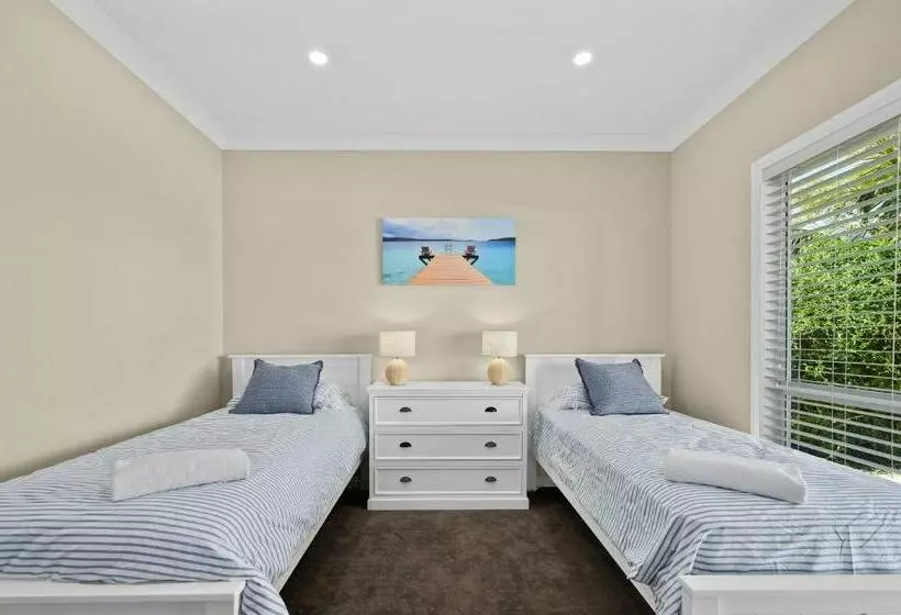 Wauwa Ana   Moana   C21 Southcoast Holidays