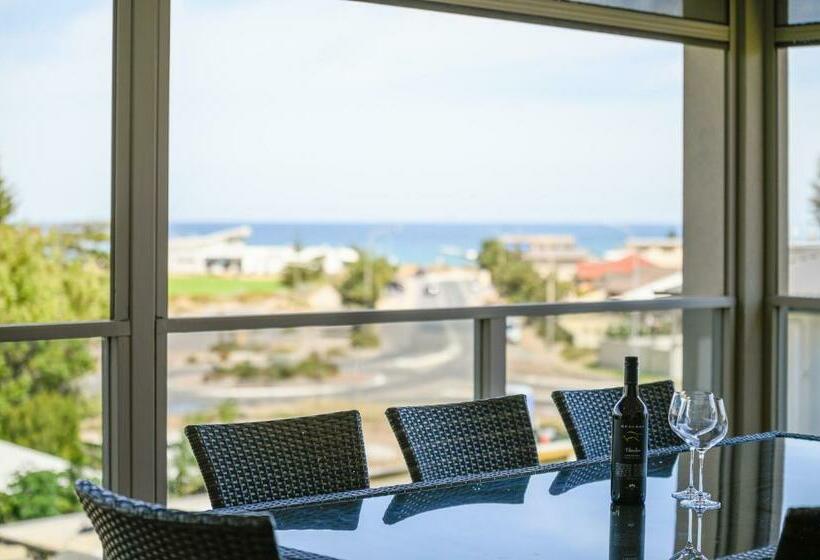 Wauwa Ana   Moana   C21 Southcoast Holidays