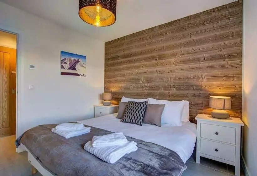 Apt. Marmottes  Fabulous 3 Bed, 2 Bath, Sleeps 6