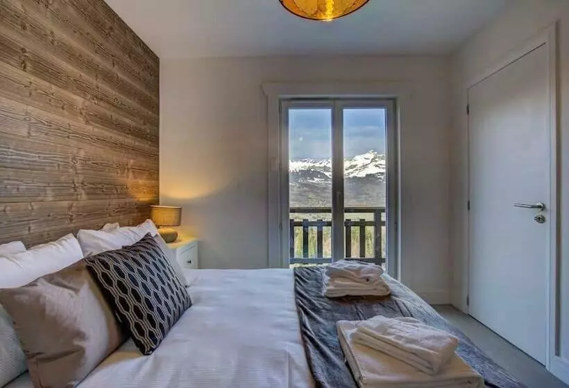 Apt. Marmottes  Fabulous 3 Bed, 2 Bath, Sleeps 6