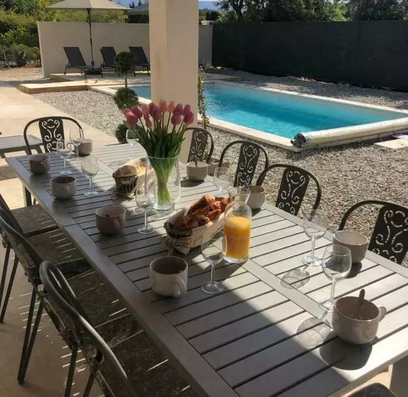 Echappee En Provence