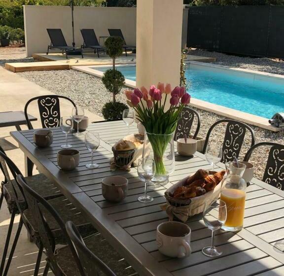 Echappee En Provence