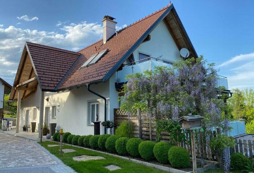 Exklusive Ferienwohnung / Stainz / Luxury Holiday Apartment