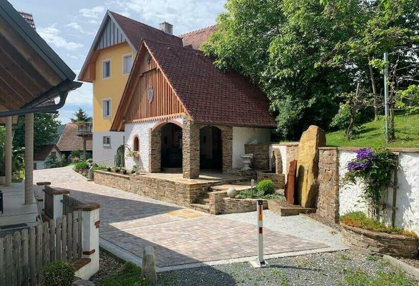 Exklusive Ferienwohnung / Stainz / Luxury Holiday Apartment