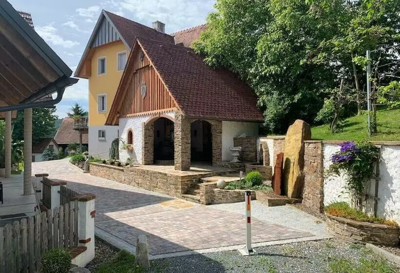 Exklusive Ferienwohnung / Stainz / Luxury Holiday Apartment