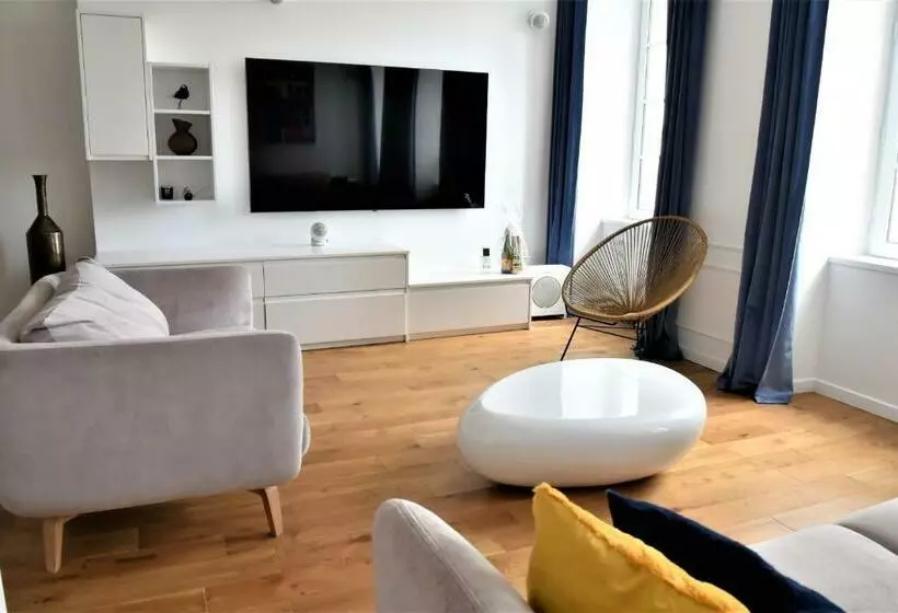La Maison Du Quai Triplex De Charme 4 étoiles En Hyper Centre Avec Spa