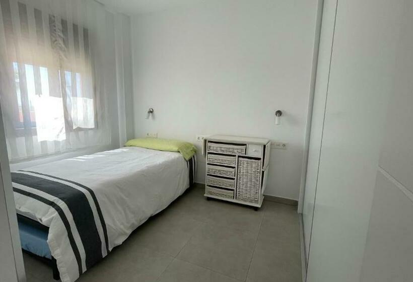Apartamento Con Piscina, San Juan De Los Terreros