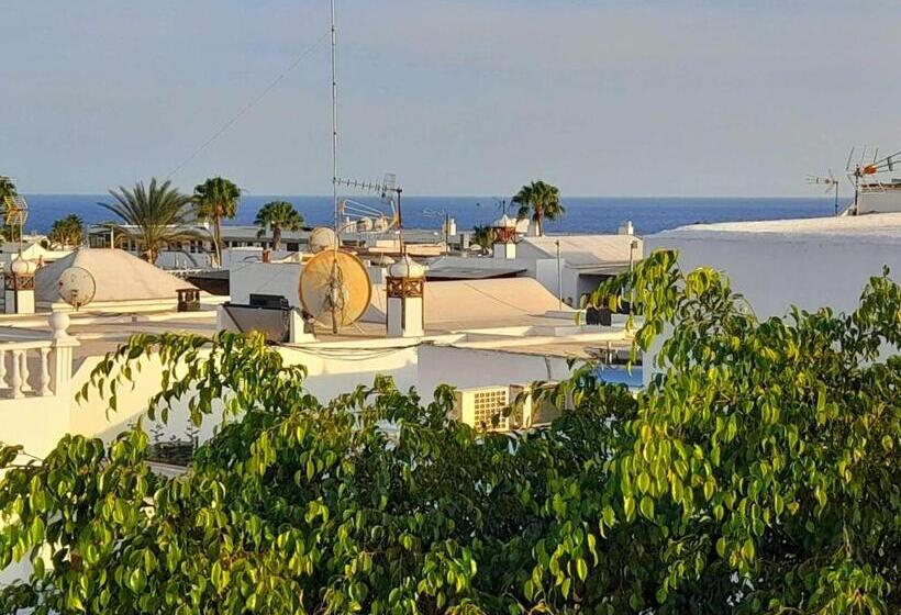 Apartment Vincent, Cozy And Sunny Over The Rooftops