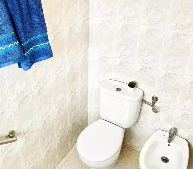 Apartment Vincent, Cozy And Sunny Over The Rooftops