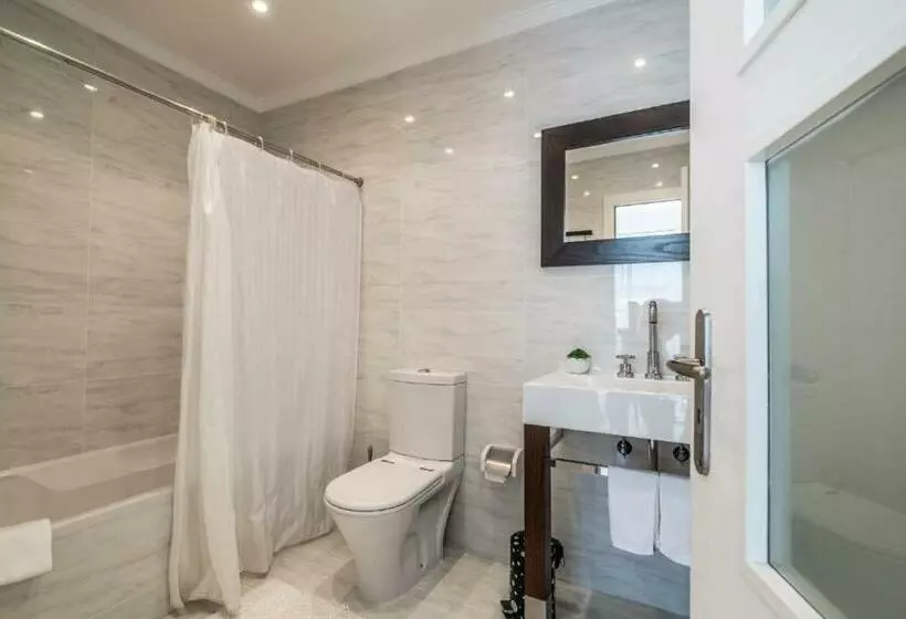 Beach Park Apartments