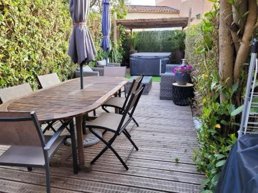 Charmante Maison Avec Jacuzzi