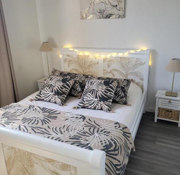 Charmante Maison Avec Jacuzzi