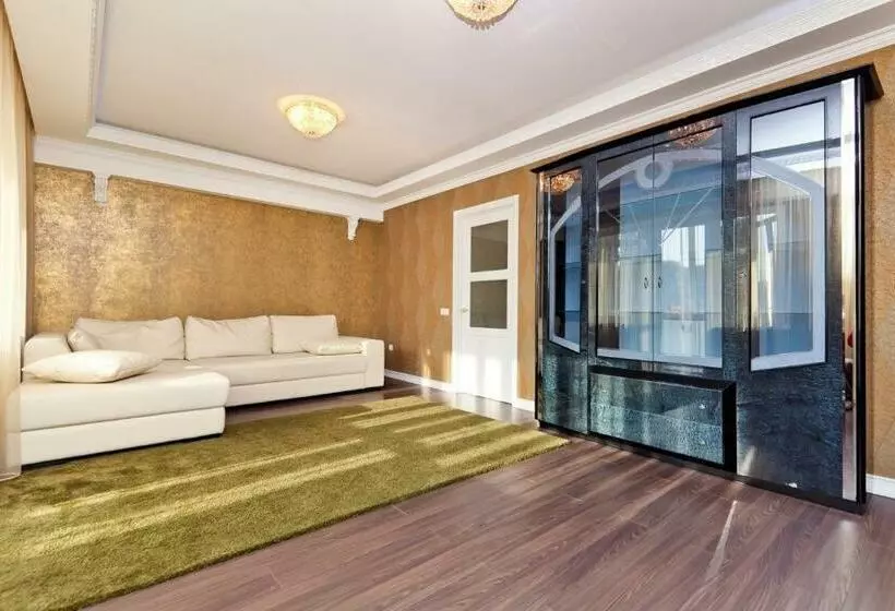 Flowers Apartments   Large And Spacious