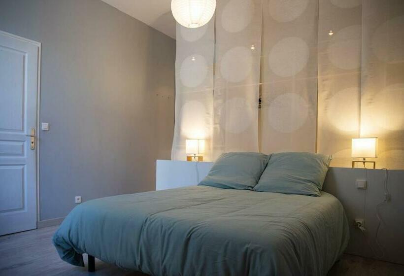 La Fontaine Neuve Avallon 5 Personnes 1 Chambre 3 Lits Parking Wifi