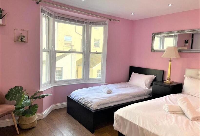 Montpelier House I Sleep 6 16 I Mins Away From Brighton Beach I 6 Bedrooms