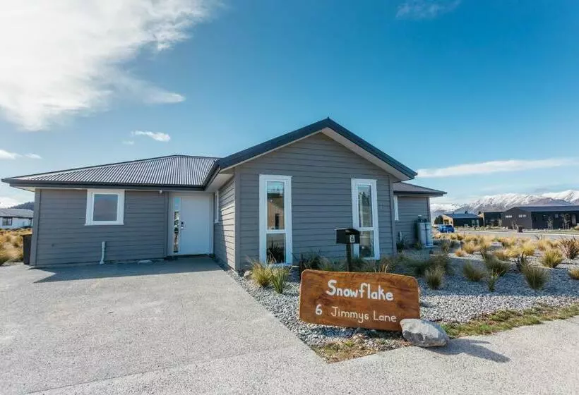 Snowflake Tekapo