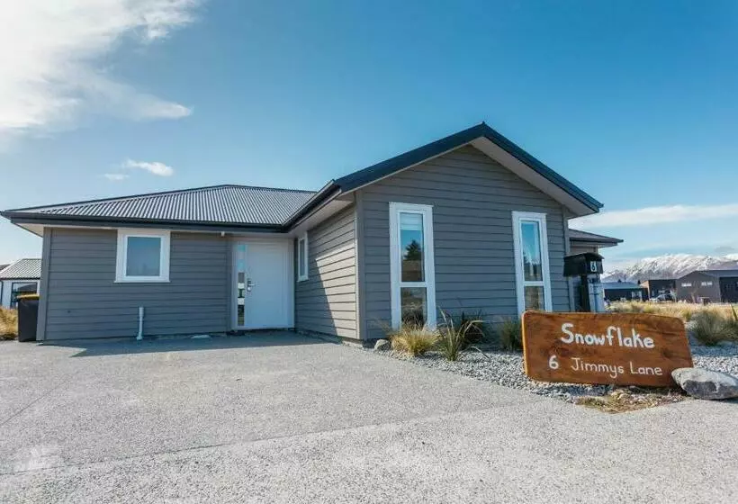 Snowflake Tekapo