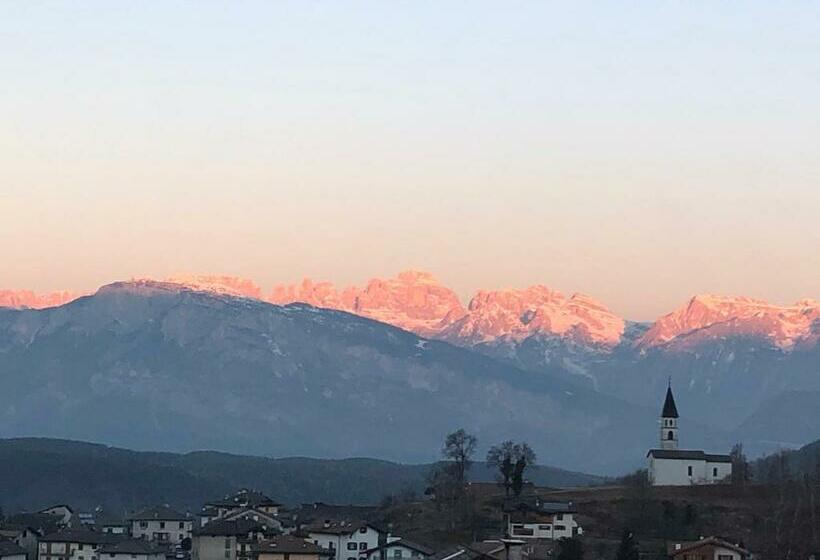 Appartamento Luminoso, Giardino, Vista Dolomiti