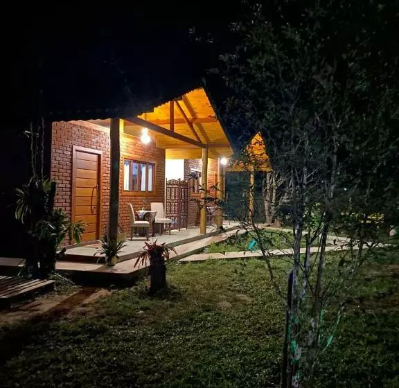 Chalés Alcantilado   Morada Sol E Lua