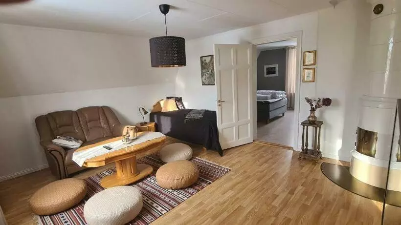 Central Lägenhet Med Gratis Parkering