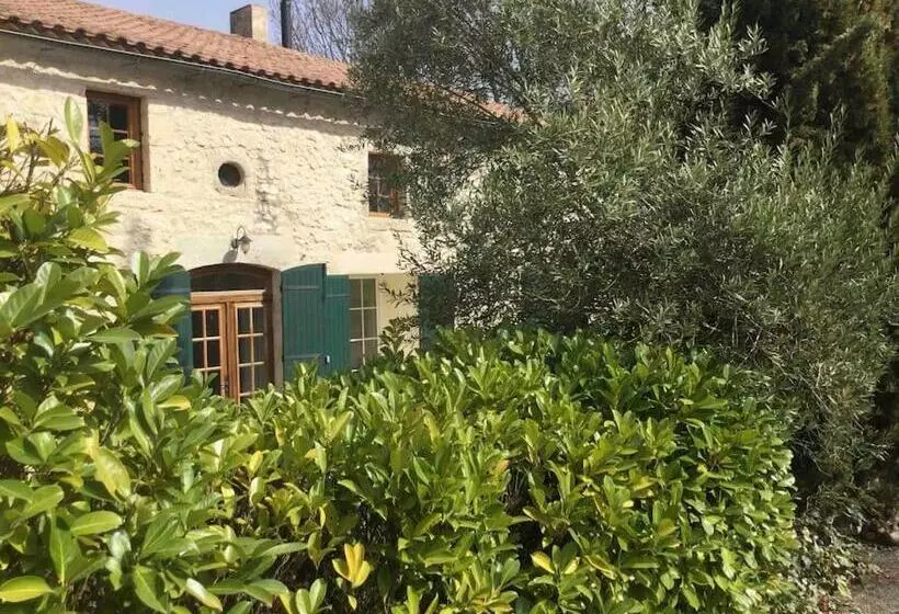 Grand Gîte Avec Piscine Le Presbytère De Savignac De Duras