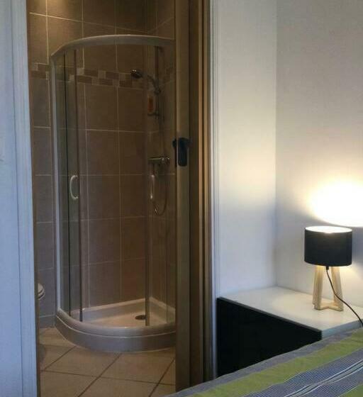 Grand Gîte Avec Piscine Le Presbytère De Savignac De Duras