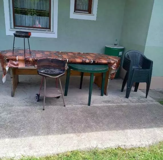 Kovács Home