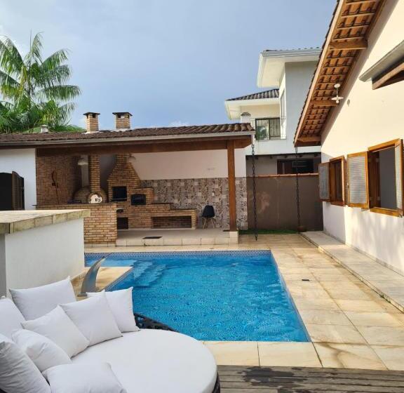 Linda Casa Em Ubatuba Condomínio Fechado