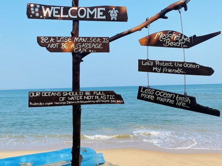 Thaprobana Villa Tangalle   Private Villa