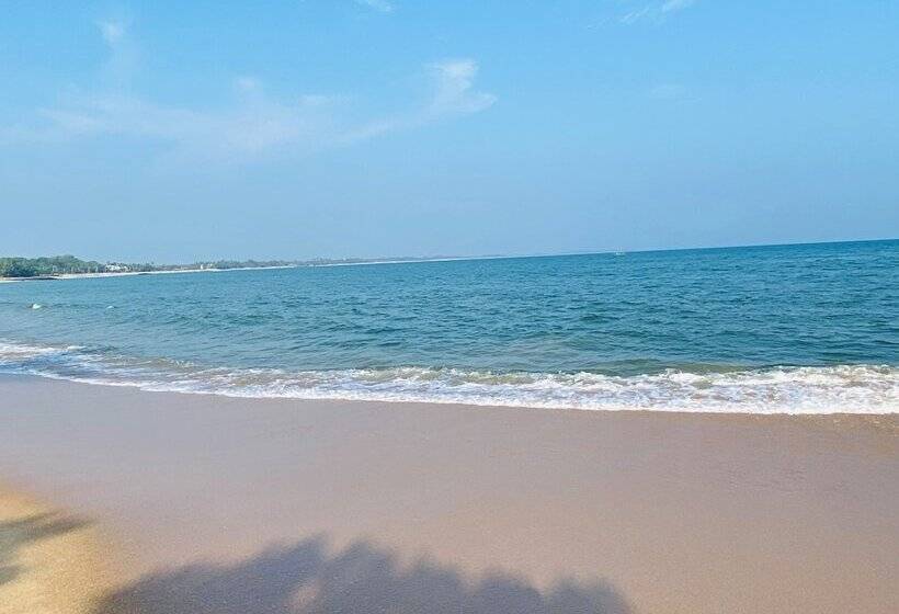 Thaprobana Villa Tangalle   Private Villa