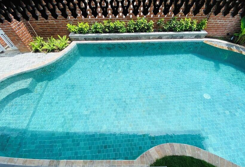 Thaprobana Villa Tangalle   Private Villa