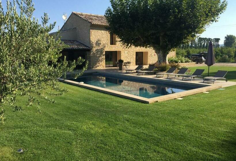 Mas De Charme En Provence